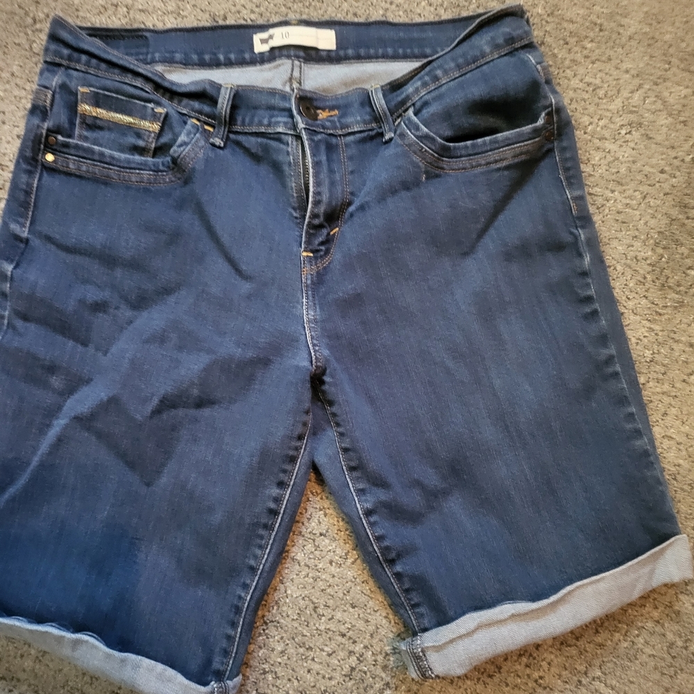 Levi's Womens Shorts size 10